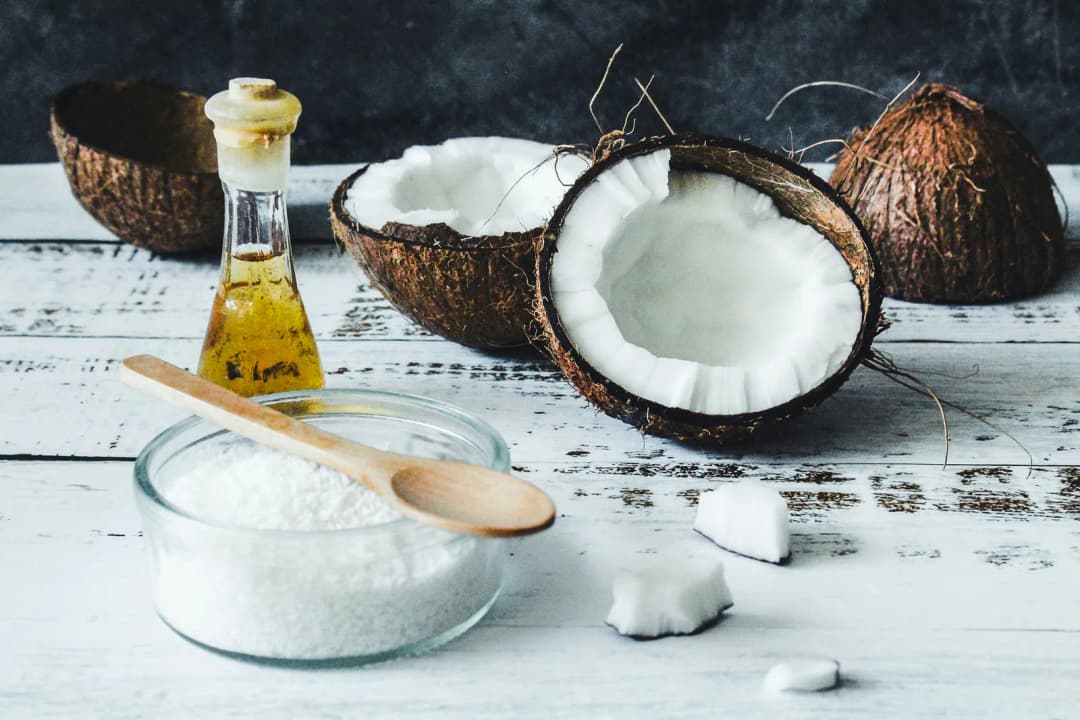 Aceite de coco vs. aceites vegetales: ¿cuál es mejor para tu salud y nutrición?