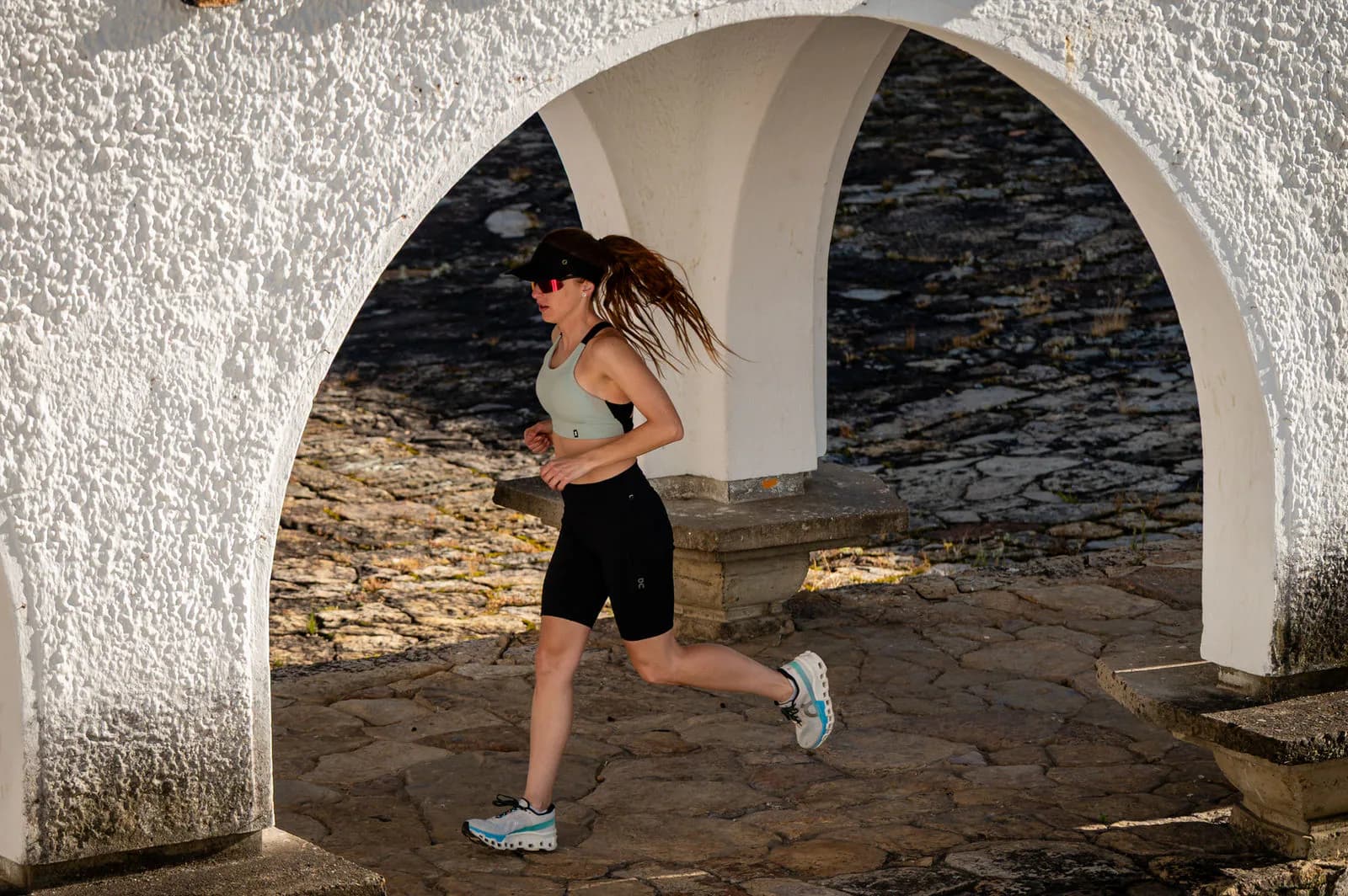 Dormir o Correr: La Clave del Bienestar y la Nutrición Equilibrada